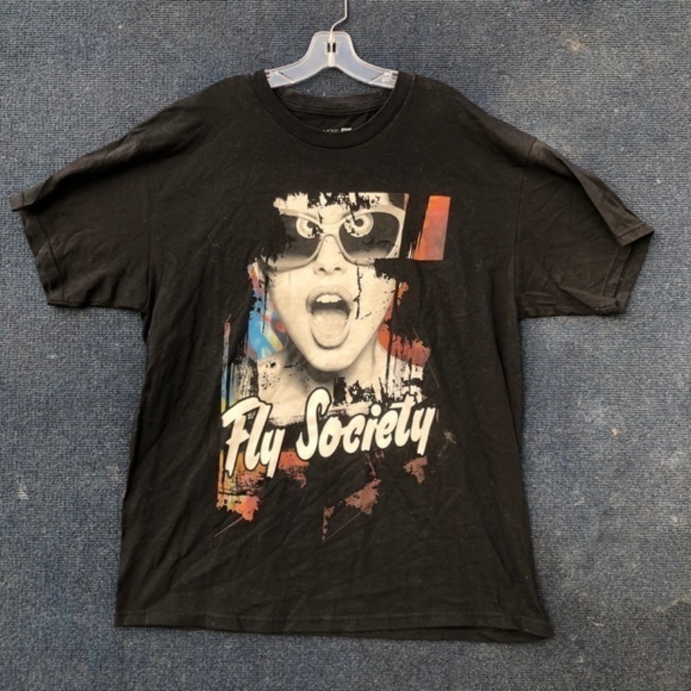 Fly society graphic tee shirt